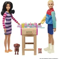 Barbie -minileikkisetti lemmikkitarvikkeilla ja toimivalla pφytδjalkapallopφytδpeli-illan teemalahjalla 37-vuotiaille
