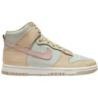 Nike Dunk High Lenkkarit