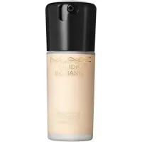 MAC Studio Radiance Serum-Powered Foundation Nc10