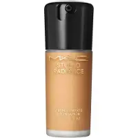 MAC Studio Radiance Serum-Powered Foundation Nc45