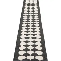 Pappelina , Poppy Black / Vanilla matto 70 x 350 cm