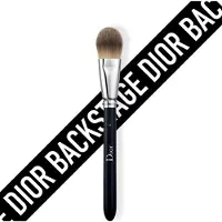 Dior Backstage foundation coverage light brush -meikkivoidesivellin