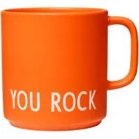 Design Letters -suosikkikuppi kahvalla 25 cl Orange
