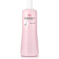 Wella Shinefinity Activator 2% Brush & Bowl Ammattilaisten hiussävyte 1000 ml