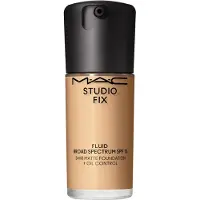 MAC Studio Fix Broad Spectrum Foundation SPF 15 NC41