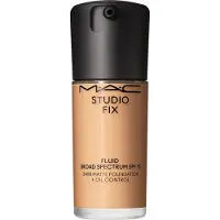 MAC Studio Fix Broad Spectrum Foundation SPF 15 NC30