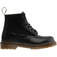 Dr. Martens Nauhabootsit musta