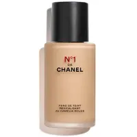 Chanel N°1 DE REVITALIZING FOUNDATION Illuminates Hydrates Protects