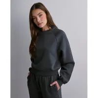 ICANIWILL Everyday Cropped Crewneck Dark Grey
