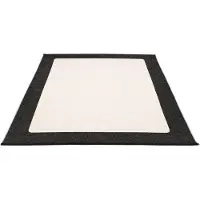 Pappelina Ilda matto 180x180 cm black / vanilla