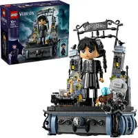 LEGO Wednesday Wednesday Addams ‑hahmo 76780