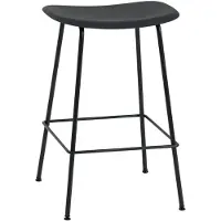 Muuto Fiber Tube baarijakkara 65 cm musta