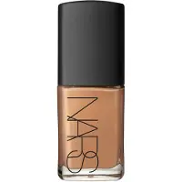Nars Sheer Glow Foundation Macao
