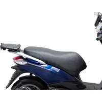 Shad Piaggio Fly 50/125/150 Yläkotelon Takaosan Kiinnitys