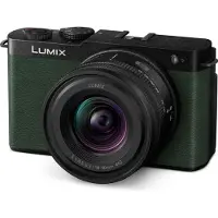 Panasonic Lumix S9 kamera vihreä + 18-40mm f/4.5-6.3 (DC-S9NE-G)