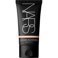 Nars Pure Radiant Tinted Moisturizer Gotland