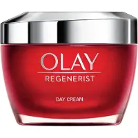 Olay Fragrances Regenerist Day Cream kosteuttava, kiinteyttävä ja ryppyjä ehkäisevä päivävoide 50 ml