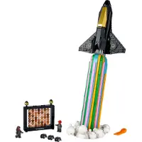 LEGO 10391 Kuussa Pharrell Williamsin kanssa Uusi.