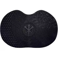 Luvia Cosmetics Brush Cleansing Mat Black Siveltimien puhdistaja 1 kpl