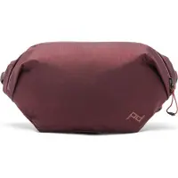 Peak Design Outdoor Sling 2L -ristivartalolaukku, punainen kuunpimennys