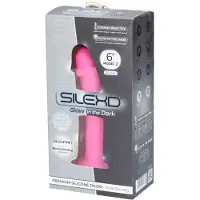Silexd - Pimeässä hohtava tekopenis 6" premium silikoni, aidon näköinen, muotoutuva, laadukas, imukupilla, pinkki