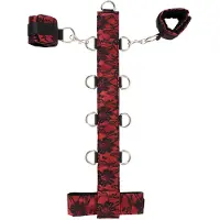 Bad Kitty - bondage-setti kaula- ja rannekahleilla - punamusta