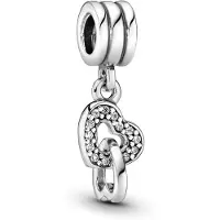 Pandora Sydämet lomittain-riipushela 791242CZ