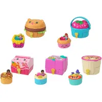 Polly Pocket -mikronuket ja -kompaktit leluautoilla, ruoka-aiheiset ajoneuvot, pieni nouto- ja paljastuslajitelma yll tyksill