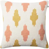 Chhatwal & Jonsson Ikat Agra -tyynynpäällinen 50 x 50 cm Rose-spicy yellow