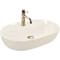REA Aura 61 Ecru Shiny pesuallas