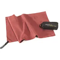 Cocoon Microfiber Towel Ultralight S Marsala Red Toalettitarvikkeet S