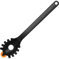 Fiskars - Functional Form Pastakauha 29 cm Musta