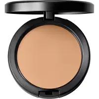 MAC Studio Fix Powder Plus Foundation NC18