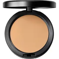 MAC Studio Fix Powder Plus Foundation NC20