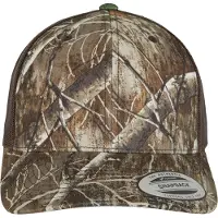 Flexfit Lippalakki 'YP Classcis RealTree Camo Retro' kerma / taupe / valkoinen | 55-60 | male