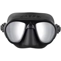 Cressi Calibro Mirror Keihäänheitto的面罩