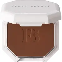 Fenty Beauty Pro Filt'r Soft Matte Powder Foundation 445