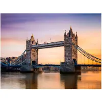 Artgeist Tower Bridge aamunkoitteessa fototapetti