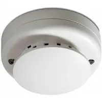 UTC Photoelectric smoke detector with remote alarm led output