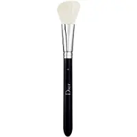 Dior Backstage Blush Brush -poskipunasivellin