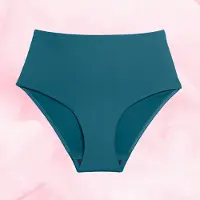 Libresse Korkeavyötäröiset kuukautisalushousut niukkaan vuotoon | Intimawear by