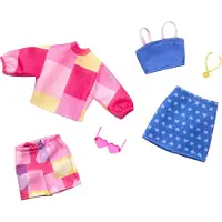 Barbie Fashions -vaatesetti, jossa on kaksi asua muoti-nukelle, mukaan lukien vaaleanpunaiset ja siniset hameet, shortsit, kaksi toppia ja kaksi asust