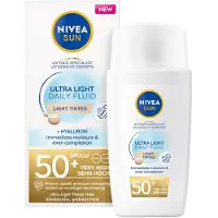Nivea SUN Ultra Light kevyt sävyttävä fluidi SPF 50+ sävy Light 40 ml