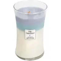 Woodwick Trilogy Calming Retreat tuoksukynttilä sisältää puusydämen 609.5 g