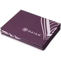Gaiam Cranberry Foldable Yoga Mat 2Mm - Burgundy - ONE SIZE
