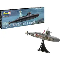 Revell S.S.B. Abraham Lincoln with Interior pienoismalli