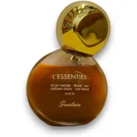 Guerlain L''Essentiel, #12905 Aqua (vesi), C9-12 alkaanit, glyseriini, propaanidioli, polyglyseryyli-6-polyricinoleaatti, piidioksidi,...