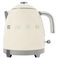 Smeg 50's Style vedenkeitin mini 0,8 L Kermanvalkoinen
