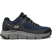 SKECHERS Summits At Lenkkarit