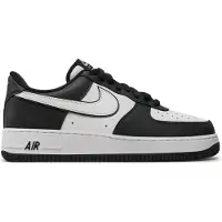 Nike Matalavartiset tennarit 'AIR FORCE 1 07' musta